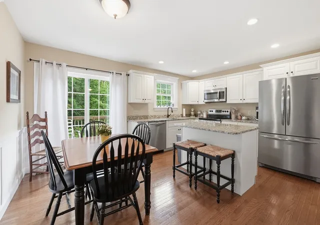 Homes for sale in Warren, MA | 215 Sarty Rd, Warren, MA 01083 | MLS# 73546517