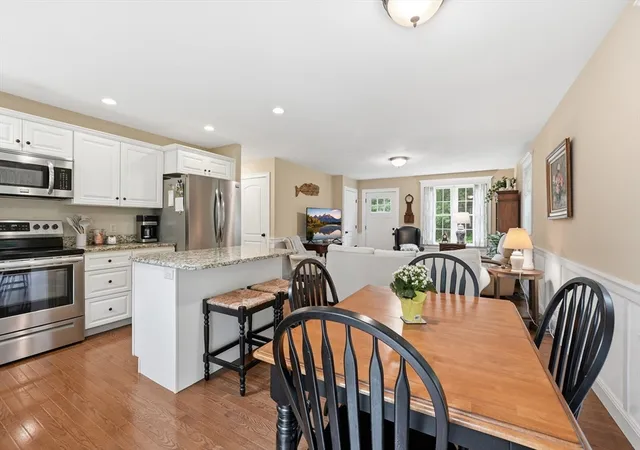 Homes for sale in Warren, MA | 215 Sarty Rd, Warren, MA 01083 | MLS# 73546517