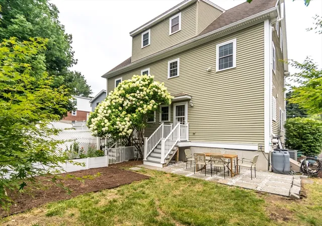 2nd image of 16 Peirce St, Waltham, MA 02453