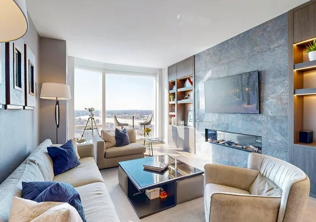 1st image of 240 Devonshire St #4505, Boston, MA 02110 | MLS# 73546930