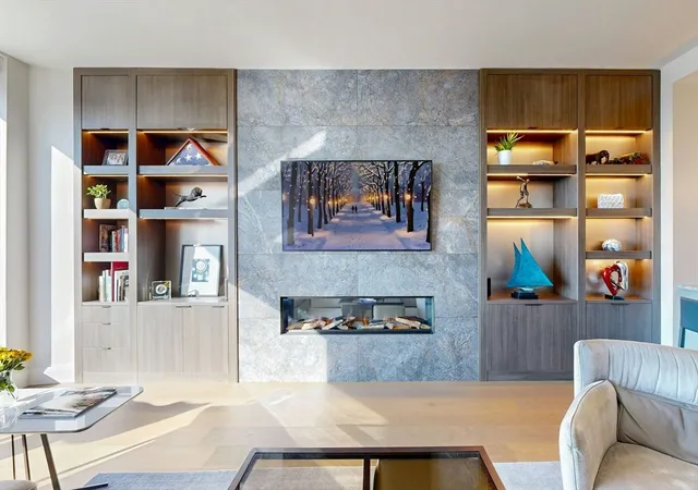3rd image of 240 Devonshire St #4505, Boston, MA 02110 | MLS# 73546930