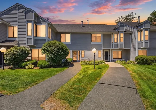 Homes for sale in Springfield, MA | 371 Nassau Dr #371, Springfield, MA 01129 | MLS# 73547911