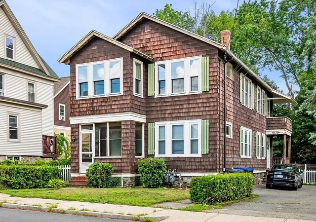 1st image of 147 149 Oakland Ave, Methuen, MA 01844 | MLS# 73560944