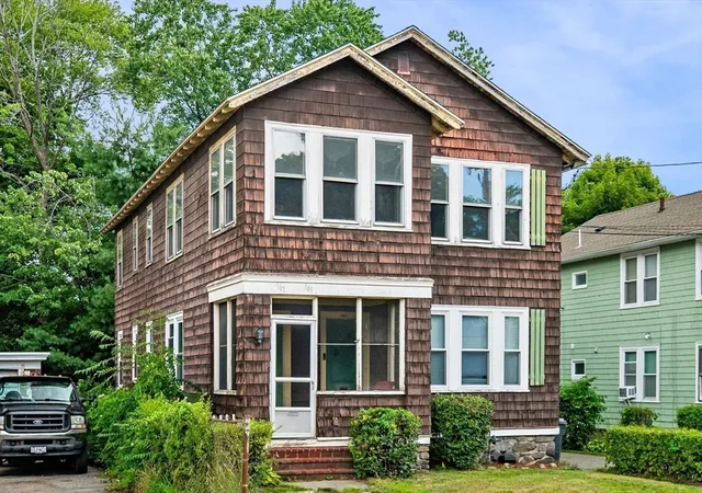 2nd image of 147 149 Oakland Ave, Methuen, MA 01844 | MLS# 73560944