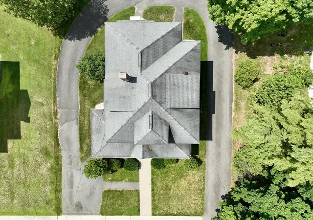 4th image of 4 Davis St, Turners Falls, MA 01376 | MLS# 73557106