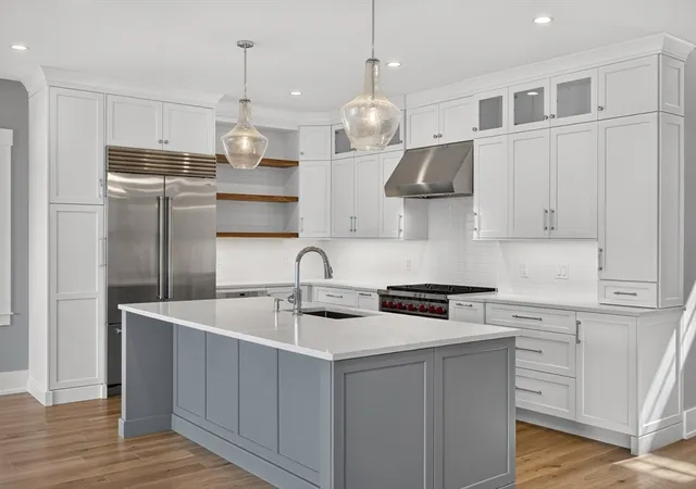 2nd image of 533 Woods Hole Road #B102, Woods Hole, MA 02543 | MLS# 73555685