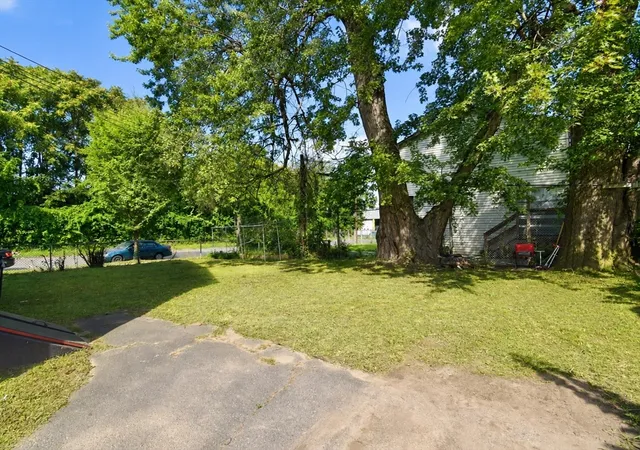 Photo 3 of House for sale at 30-32 Huntington St, Springfield, MA 01107 | MLS# 73568744 | Listing updated on 2026-10-10