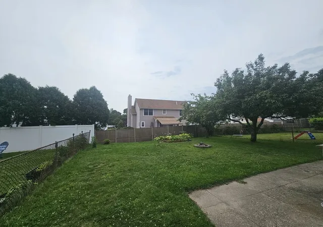 Listing Photo 4 - Condo for sale in building located at 72 Huard St, Fall River, MA 02721