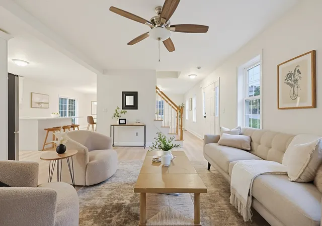 4th image of 18 Bullard Ave, Worcester, MA 01605 | MLS# 73553422