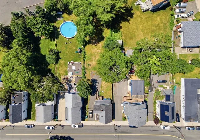 4th image of 284 Chatham St, Lynn, MA 01902 | MLS# 73546799