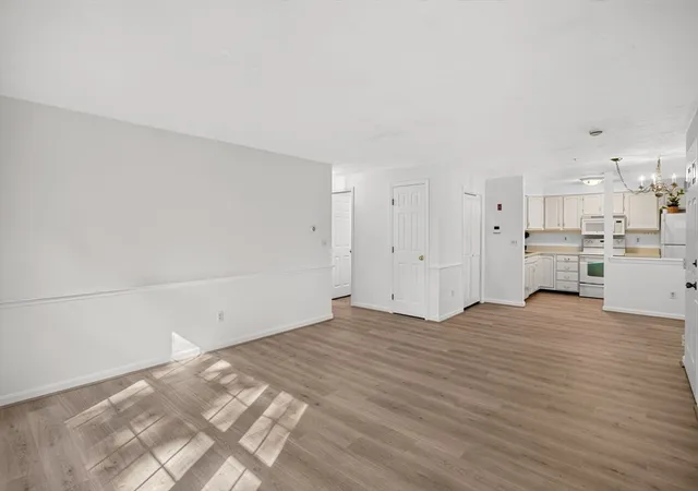 3rd image of 2 Englewood Dr #F8, Harwich, MA 02645 | MLS# 73563984