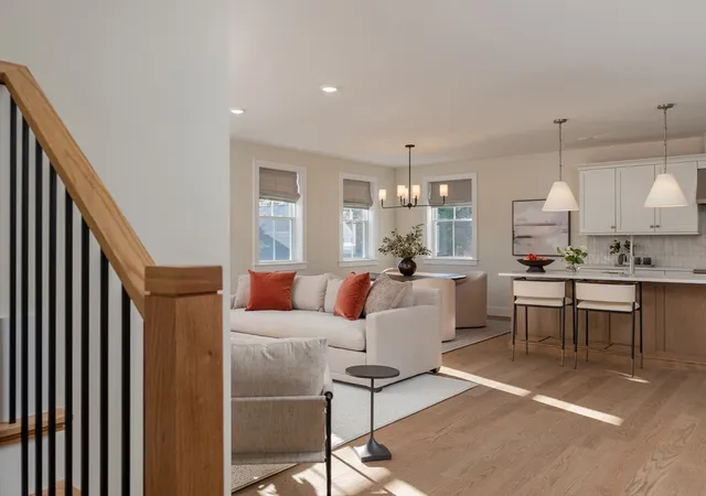 3rd image of 12 Miter Dr, Plymouth, MA 02360