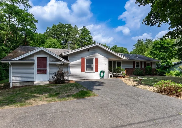 2nd image of 64 Hemenway Rd, Framingham, MA 01701 | MLS# 73556525