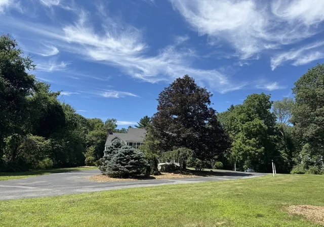 Photo 4 of Single family home for sale at 9 Breezy Point Rd, Acton, MA 01720 | MLS# 73511892 | Listing updated on 2026-05-07
