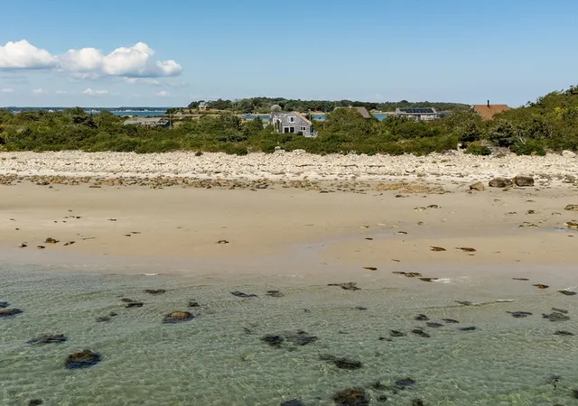 2nd image of 101 Western Point, Duxbury, MA 02332 | MLS# 73426163