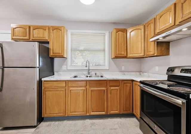 4th image of 104-106 Quincy St, Springfield, MA 01109 | MLS# 73566137