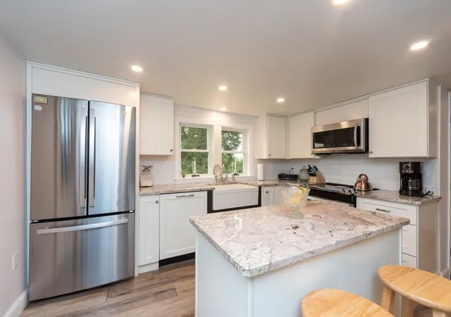 Photo 4 of Single family home for sale at 634 Pine St, Bridgewater, MA 02324 | MLS# 73550432 | Listing updated on 2026-10-01