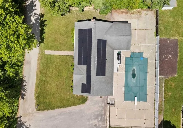 5th image of 11 Dunkirk Ave, Worcester, MA 01604 | MLS# 73537894