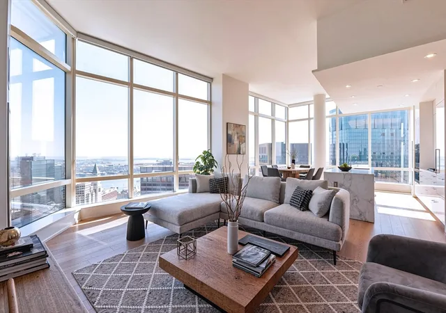 Homes for sale in Boston, MA | 1 Franklin St #5505, Boston, MA 02110 | MLS# 73525515