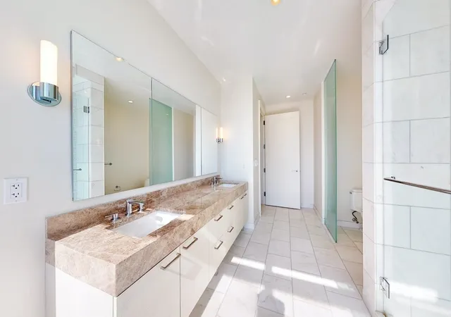 Homes for sale in Boston, MA | 1 Franklin St #5505, Boston, MA 02110 | MLS# 73525515