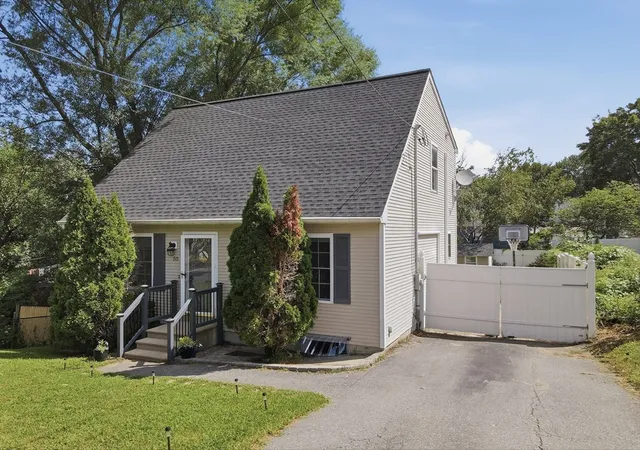 Photo 2 of Sale Pending at 55 Hoover St, Leominster, MA 01453 | MLS# 73563526 | Listing updated on 2026-08-27
