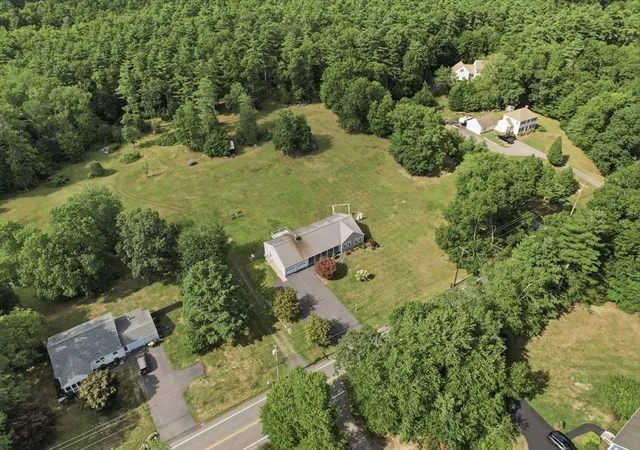 5th image of 361A County Rd, Hanson, MA 02341 | MLS# 73558989