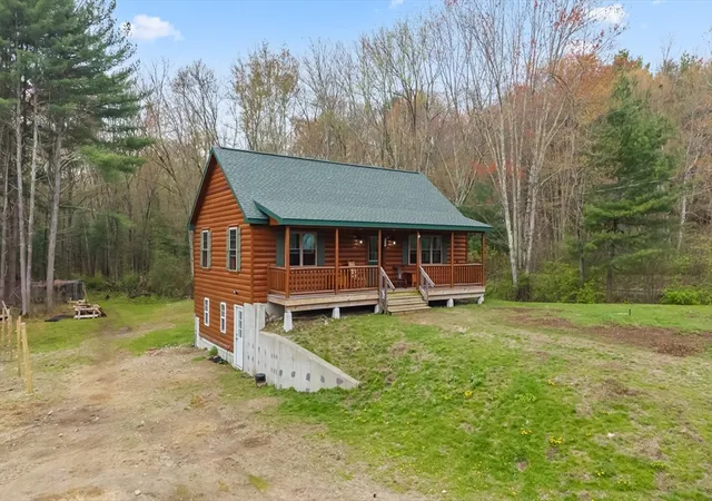 Homes for sale in Dudley, MA | 22 Carpenter, Dudley, MA 01571 | MLS# 73513359