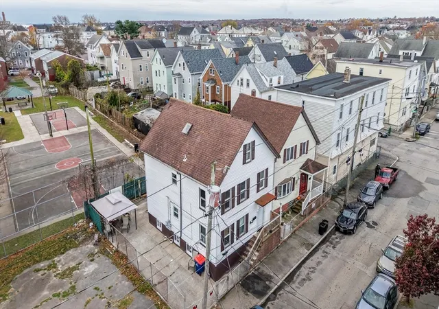 2nd image of 150 Blackmer St, New Bedford, MA 02744 | MLS# 73456899