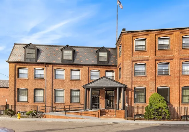 Photo 2 of Sale Pending at 10 Weston Ave #112, Quincy, MA 02170 | MLS# 73552569 | Listing updated on 2026-08-31