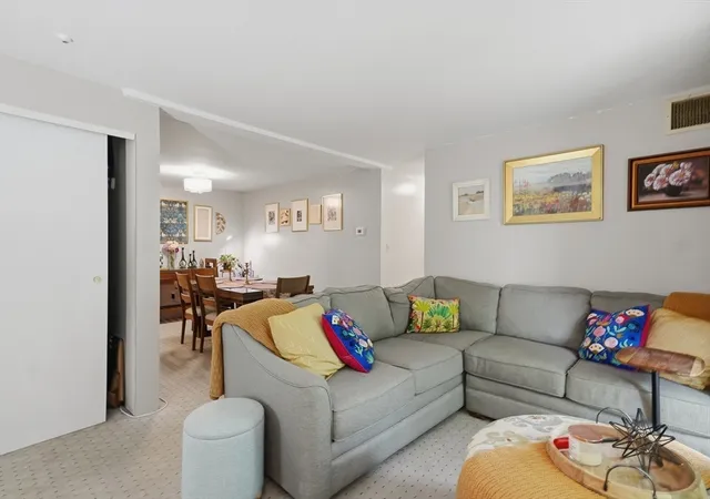 Homes for sale in Natick, MA | 11 Silver Hill Lane #6, Natick, MA 01760 | MLS# 73539792