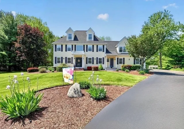 Homes for sale in Abington, MA | 22 Nardone Circle, Abington, MA 02351 | MLS# 73522557