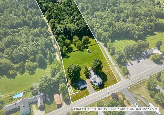 2nd image of 666 Montgomery Rd, Westfield, MA 01085 | MLS# 73550163