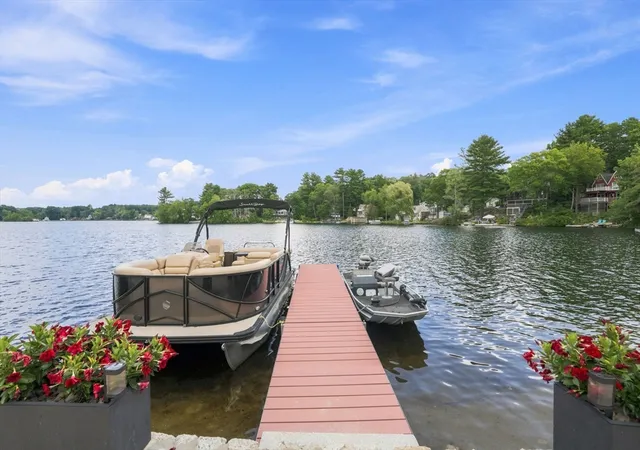 2nd image of 53 Kinsley Ln, Mendon, MA 01756 | MLS# 73564381