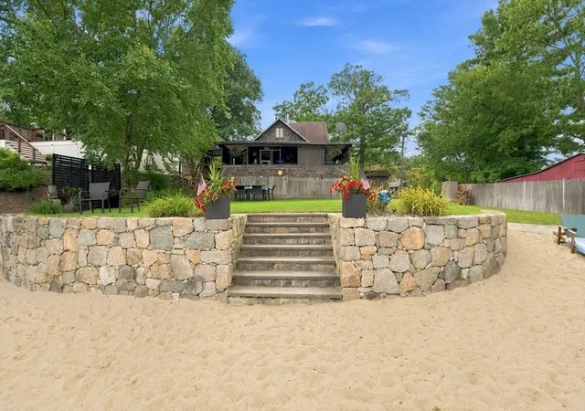 4th image of 53 Kinsley Ln, Mendon, MA 01756 | MLS# 73564381
