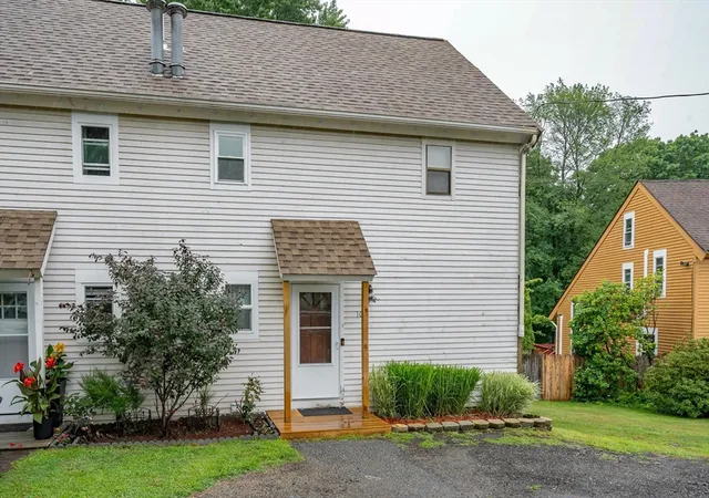 2nd image of 109 Pilgrim Rd, Haverhill, MA 01832