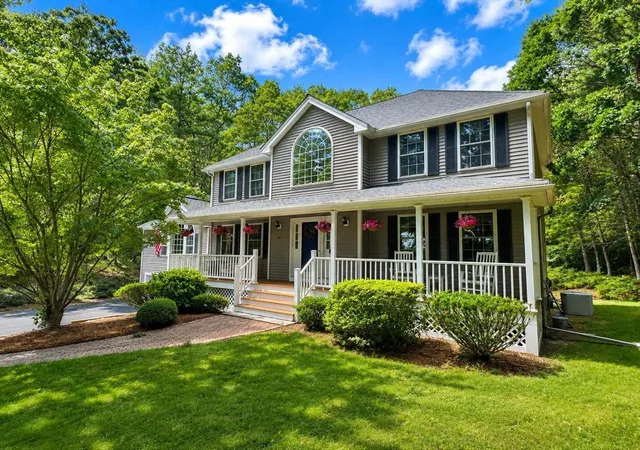 1st image of 20 Emerald St, Tyngsboro, MA 01879 | MLS# 73539441