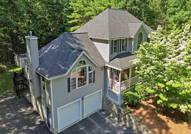 42nd image of 20 Emerald St, Tyngsboro, MA 01879 | MLS# 73539441