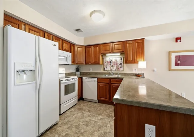 Homes for sale in Amherst, MA | 24 Greenleaves Road #413, Amherst, MA 01002 | MLS# 73520973
