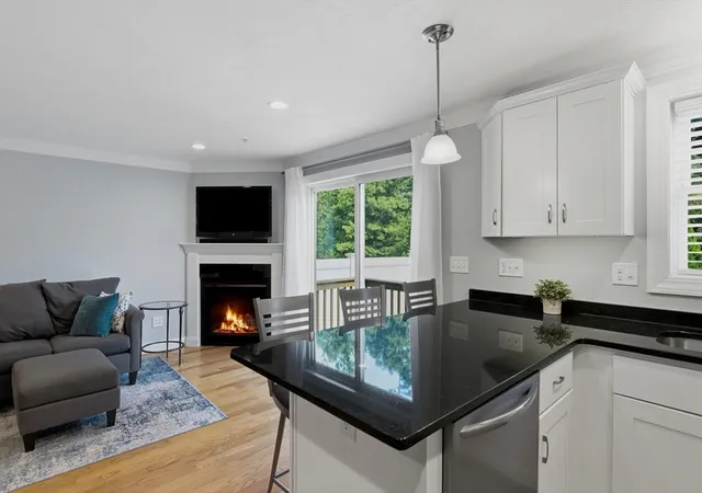 Homes for sale in Hudson, MA | 161 Broad St, Hudson, MA 02382