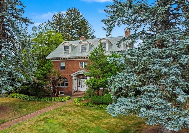 2nd image of 165 Berkeley St, Methuen, MA 01844 | MLS# 73565644