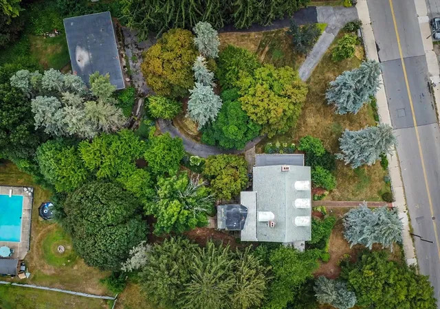 Photo 3 of Single family home for sale at 165 Berkeley St, Methuen, MA 01844 | MLS# 73565644 | Listing updated on 2026-08-23