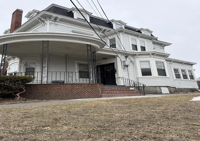 3rd image of 229 Jackson St, Lawrence, MA 01841 | MLS# 73492347