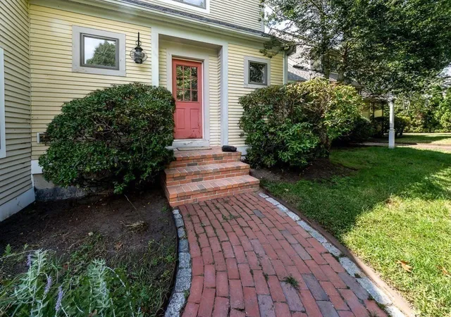 3rd image of 498 Elliott Road, Centerville, MA 02632 | MLS# 73453638