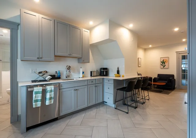 Homes for sale in Boston, MA | 590 Gallivan Blvd, Boston, MA 02124 | MLS# 73539055