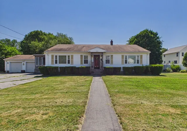 Homes for sale in New Bedford, MA | 3979 Acushnet Ave, New Bedford, MA 02745 | MLS# 73547167