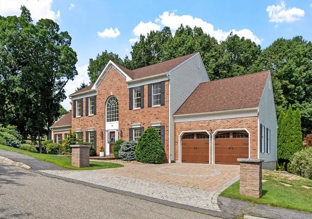 2nd image of 22 Wild Rose Dr, North Andover, MA 01845 | MLS# 73553409