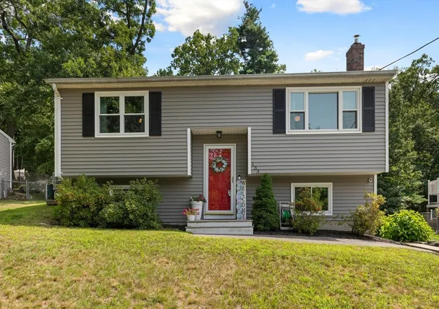 Photo 1 of Sale Pending at 133 Willowdale Rd, Tyngsboro, MA 01879 | MLS# 73563019 | Listing updated on 2026-08-29