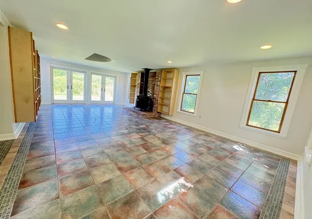 Photo 4 of House for sale at 497 Main St, Hatfield, MA 01038 | MLS# 73563072 | Listing updated on 2026-10-01