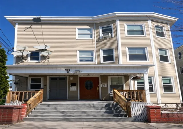 Homes for sale in Everett, MA | 17 Jones St, Everett, MA 02149 | Houzeo