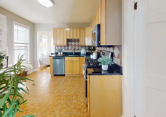 Homes for sale in Everett, MA | 17 Jones St #2, Everett, MA 02149 | MLS# 73485541